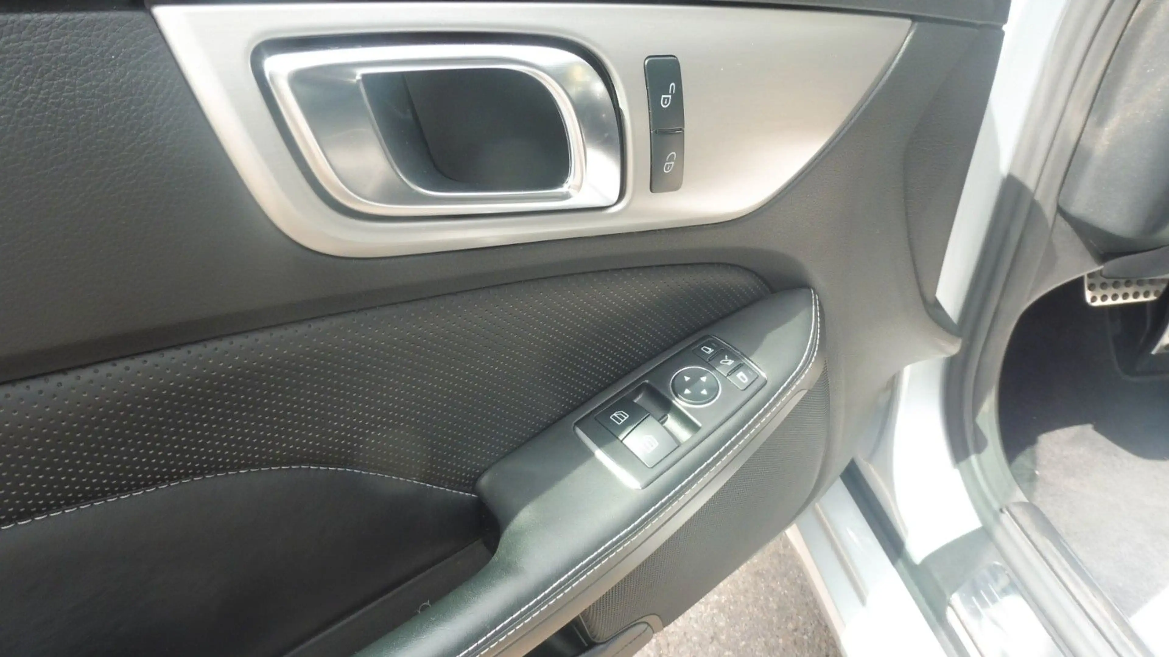 Mercedes-Benz SLK 250 SLK Roadster  BlueEfficiency Automatik — photo 15