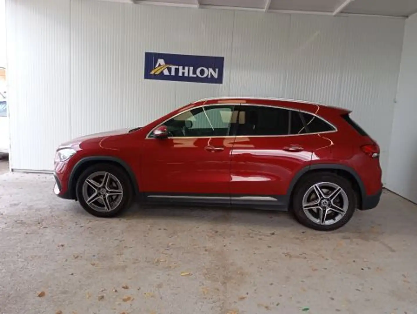 Mercedes-Benz GLA 220 220d 4Matic 8G-DCT Rouge - 2