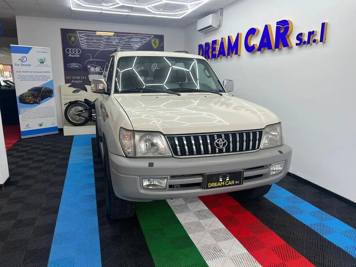 Toyota Land Cruiser Land Cruiser 3.0 TD 3P KZJ90 GX Weiß - 1