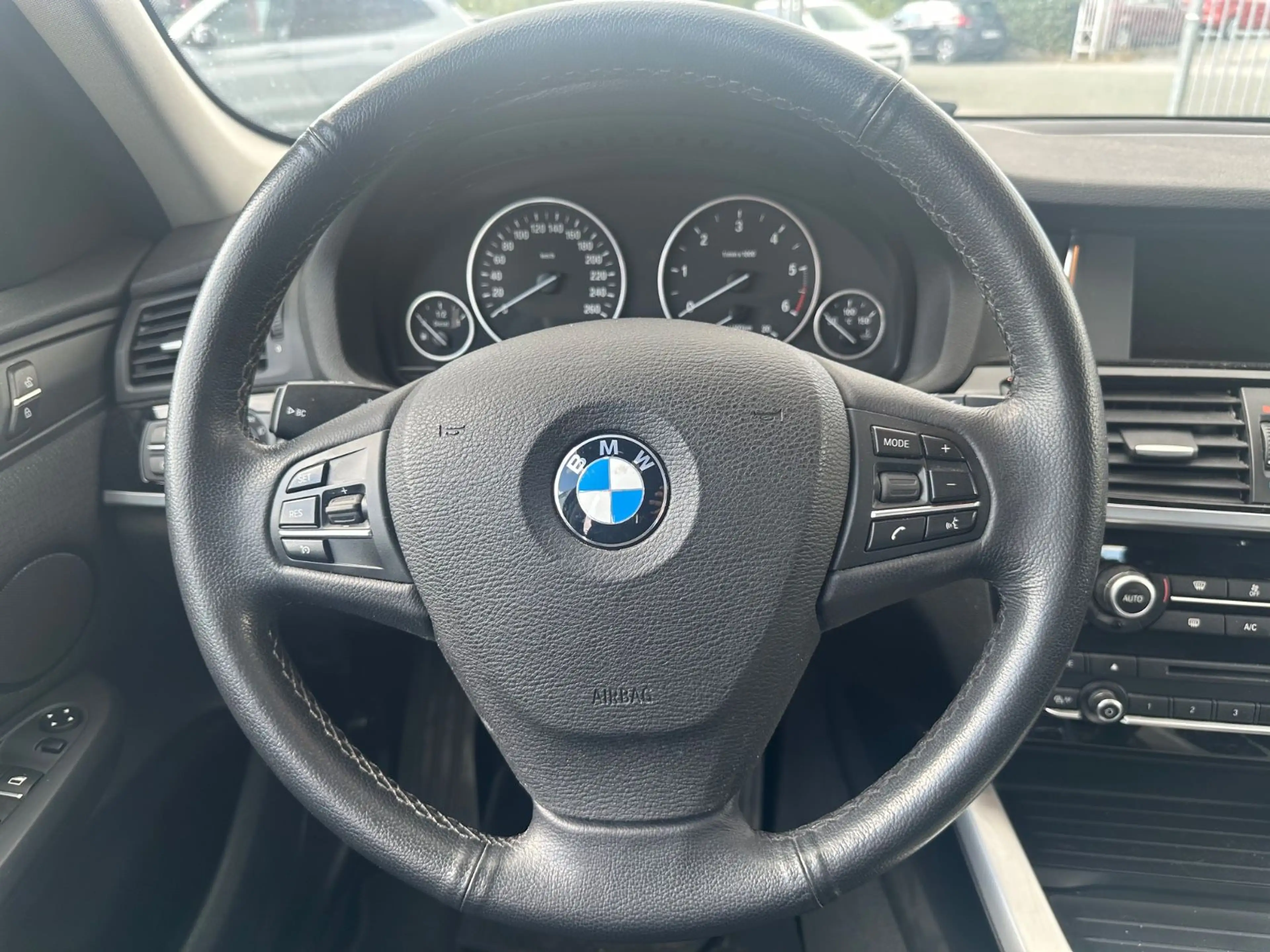 BMW X3 xDrive 20d Automatik PDC AHK 1 Hand — photo 9