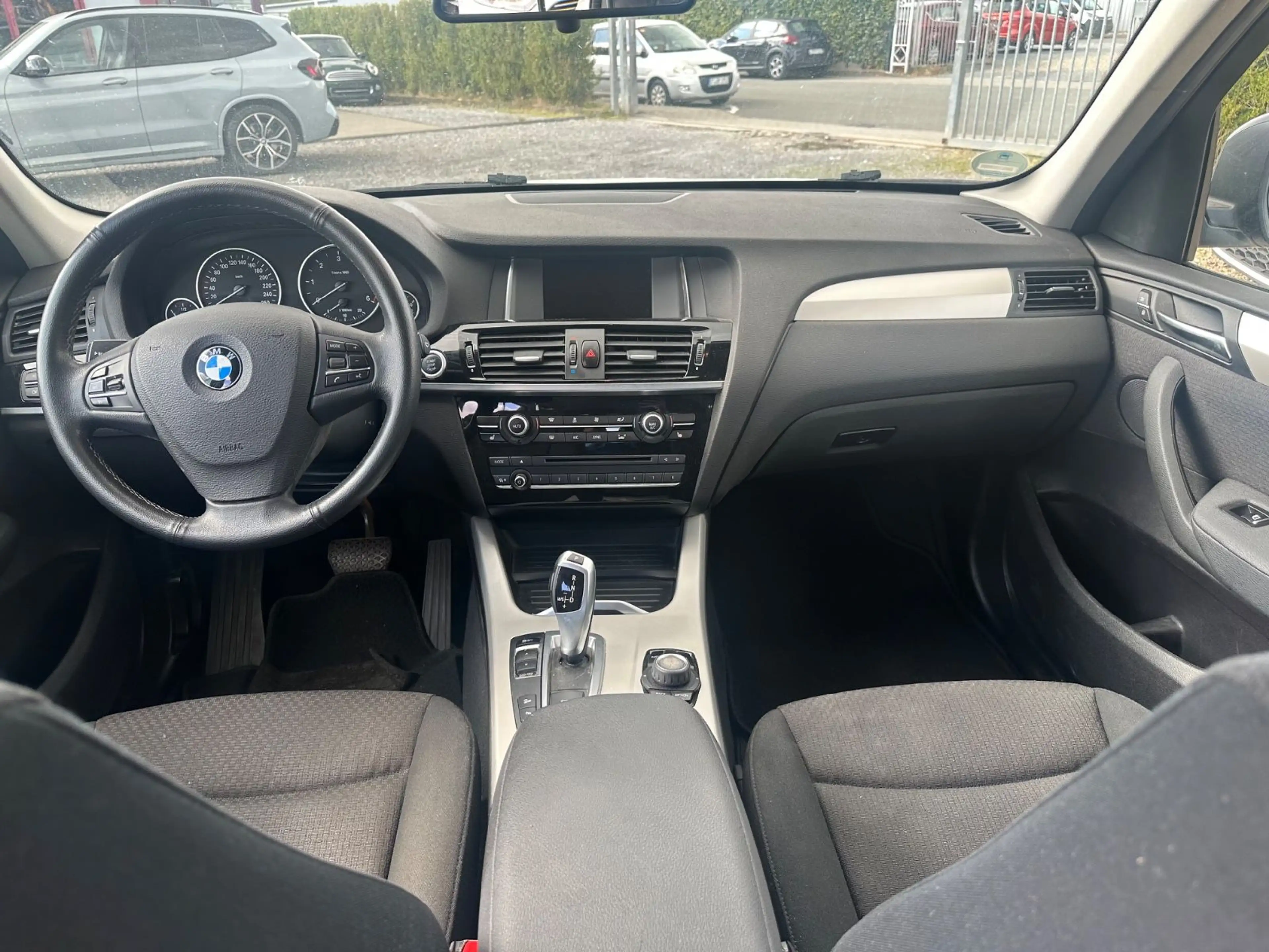 BMW X3 xDrive 20d Automatik PDC AHK 1 Hand — photo 7