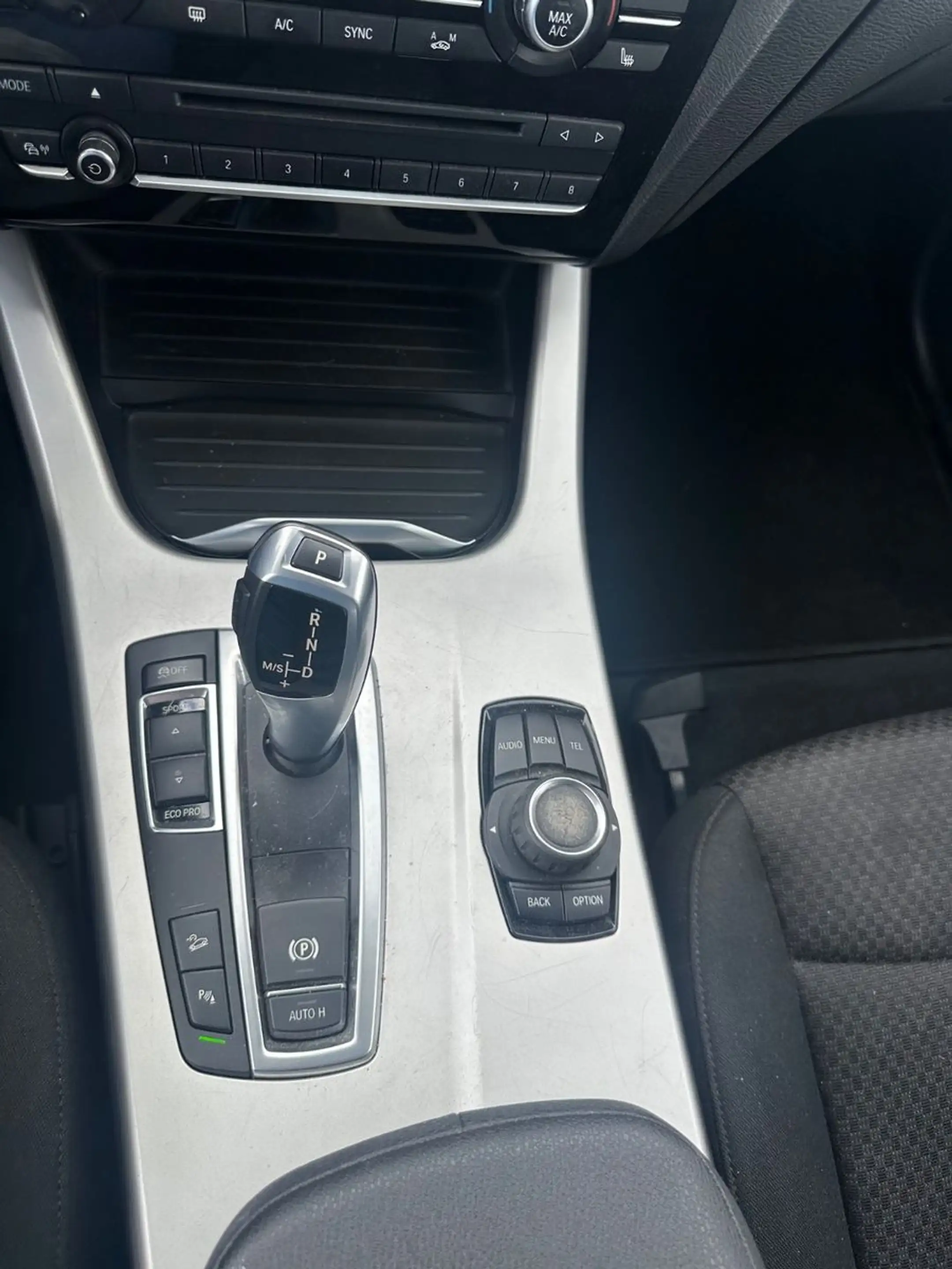 BMW X3 xDrive 20d Automatik PDC AHK 1 Hand — photo 13