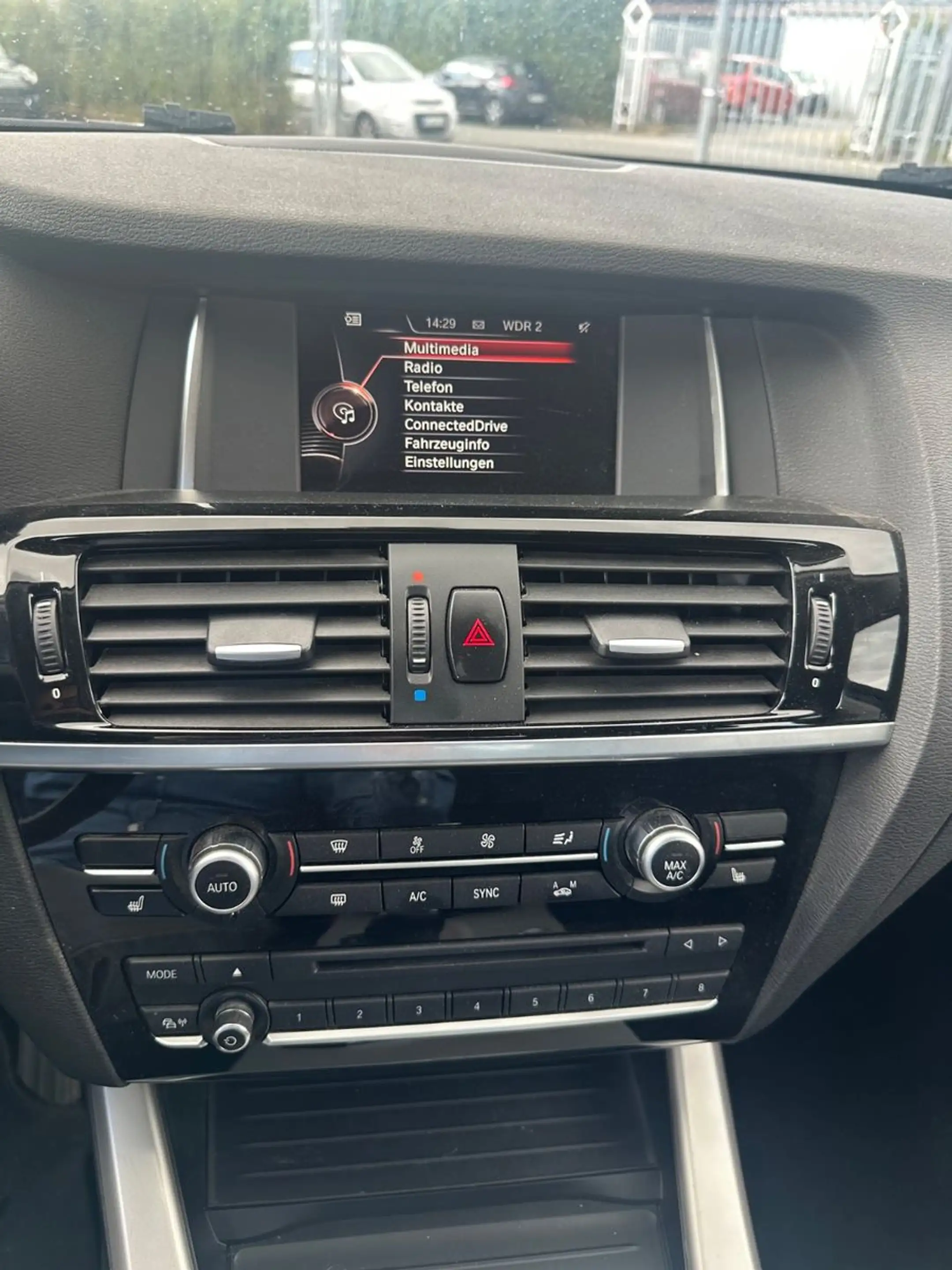BMW X3 xDrive 20d Automatik PDC AHK 1 Hand — photo 12