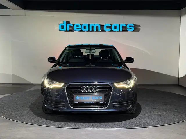 Audi A6 view 6