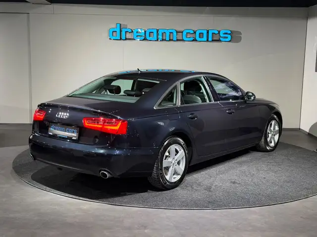 Audi A6 view 10