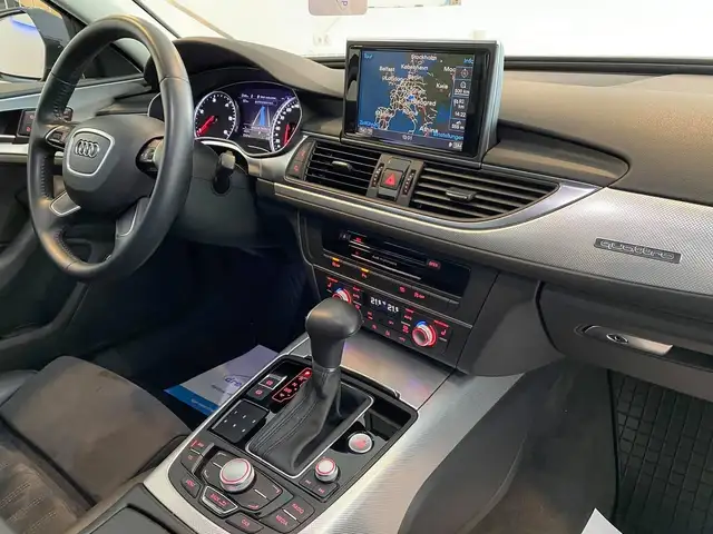 Audi A6 view 23