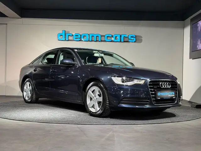 Audi A6 view 4