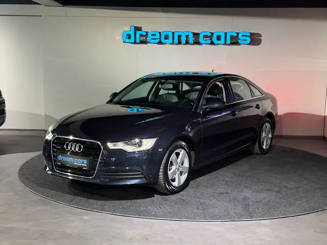 Audi A6 view 12