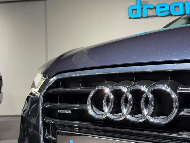 Audi A6 view 17