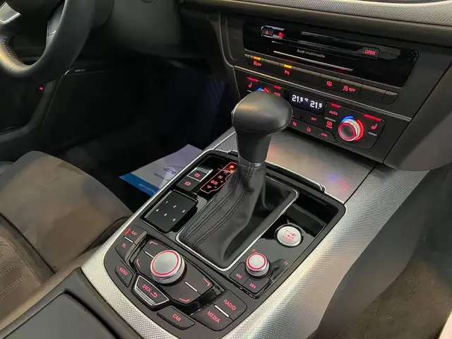 Audi A6 view 27