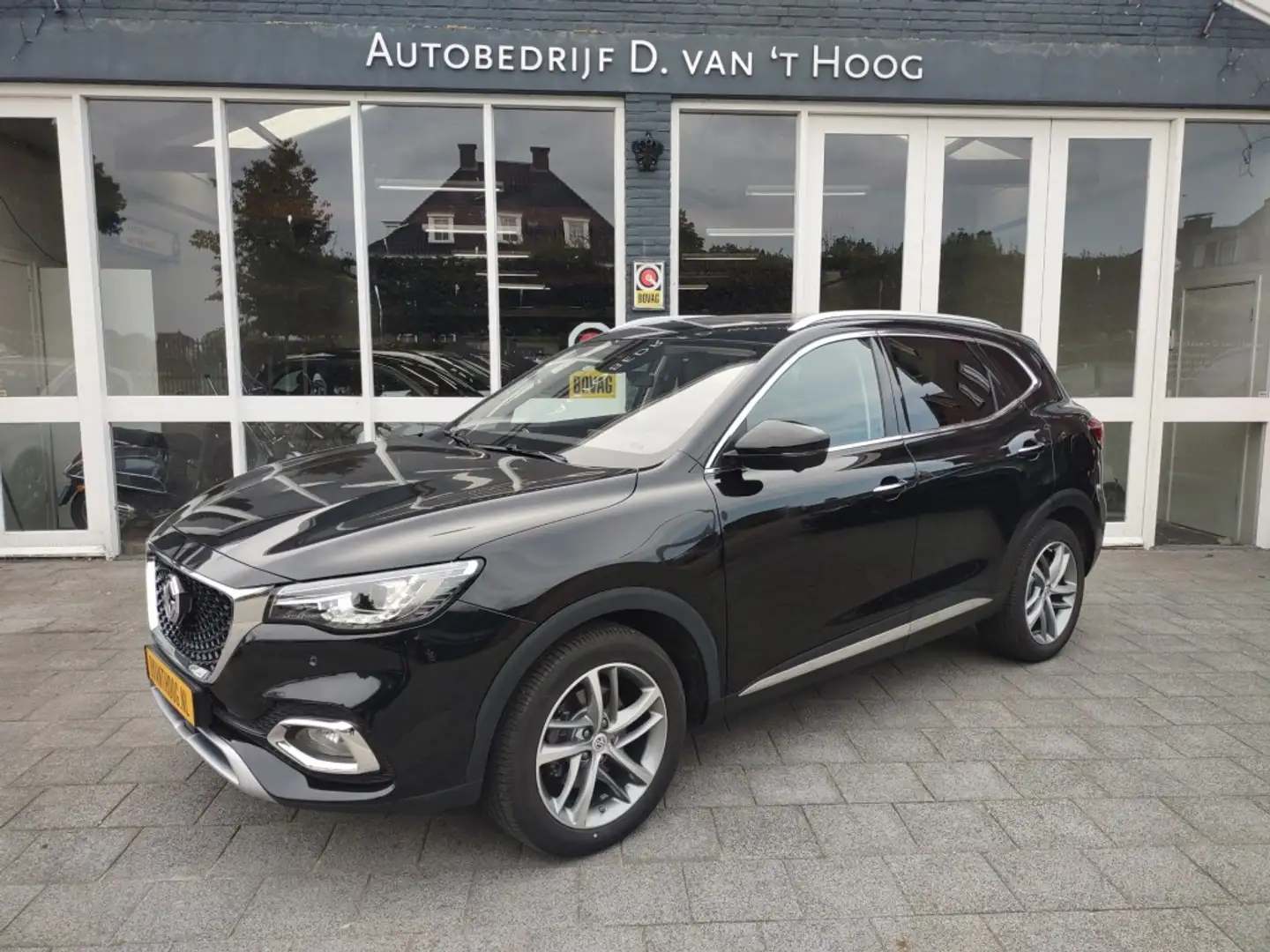 MG EHS LUXURY PHEV Zwart - 1
