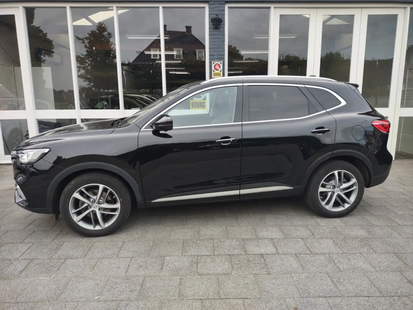 MG EHS LUXURY PHEV Zwart - 2