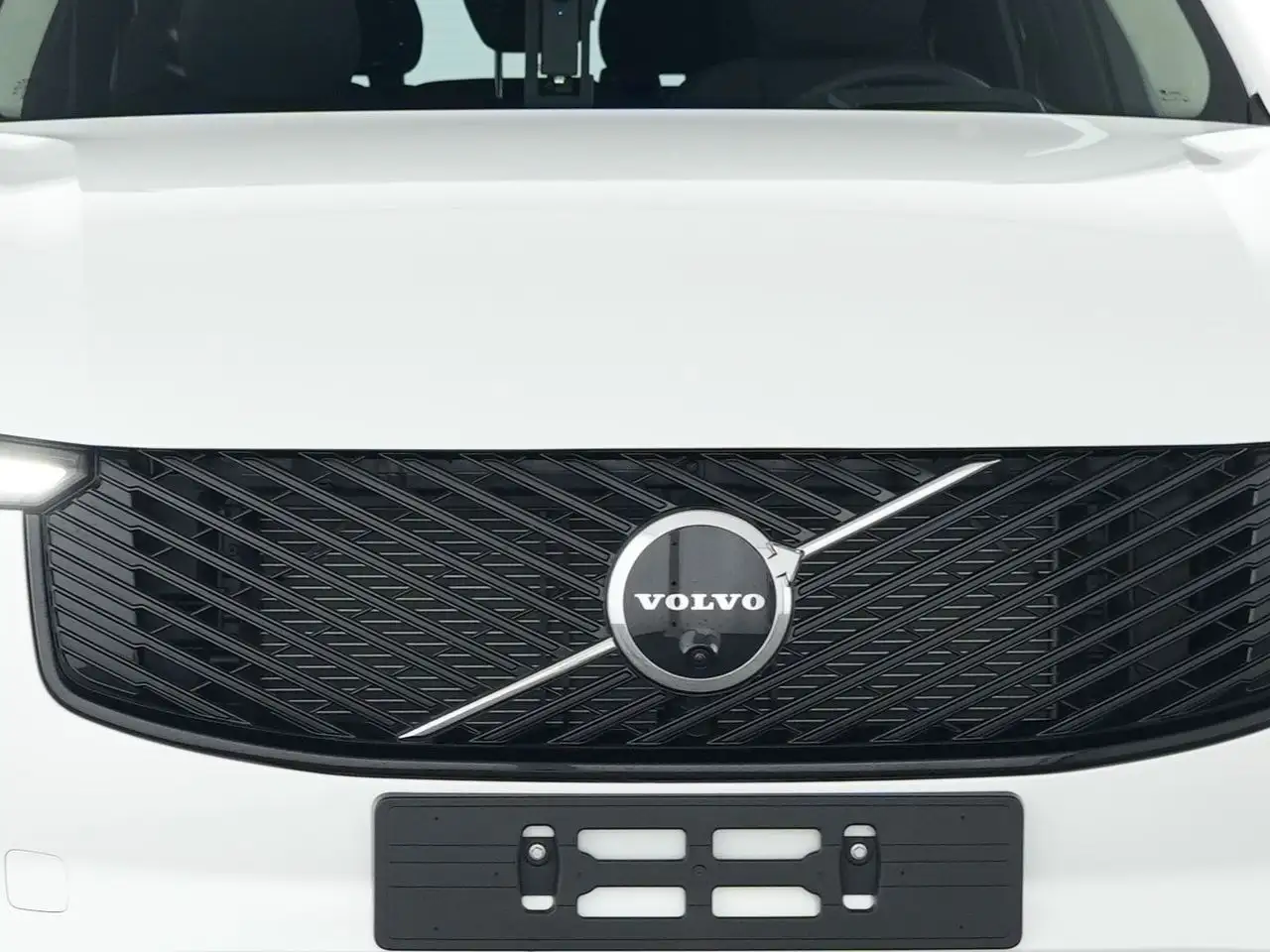 Volvo XC90 T8 Ultra Dark Recharge Plug-In Hybrid AWD 4