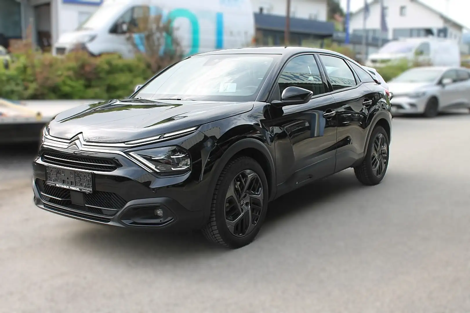 Citroen C4 PureTech 130 S&S Feel Schwarz - 1