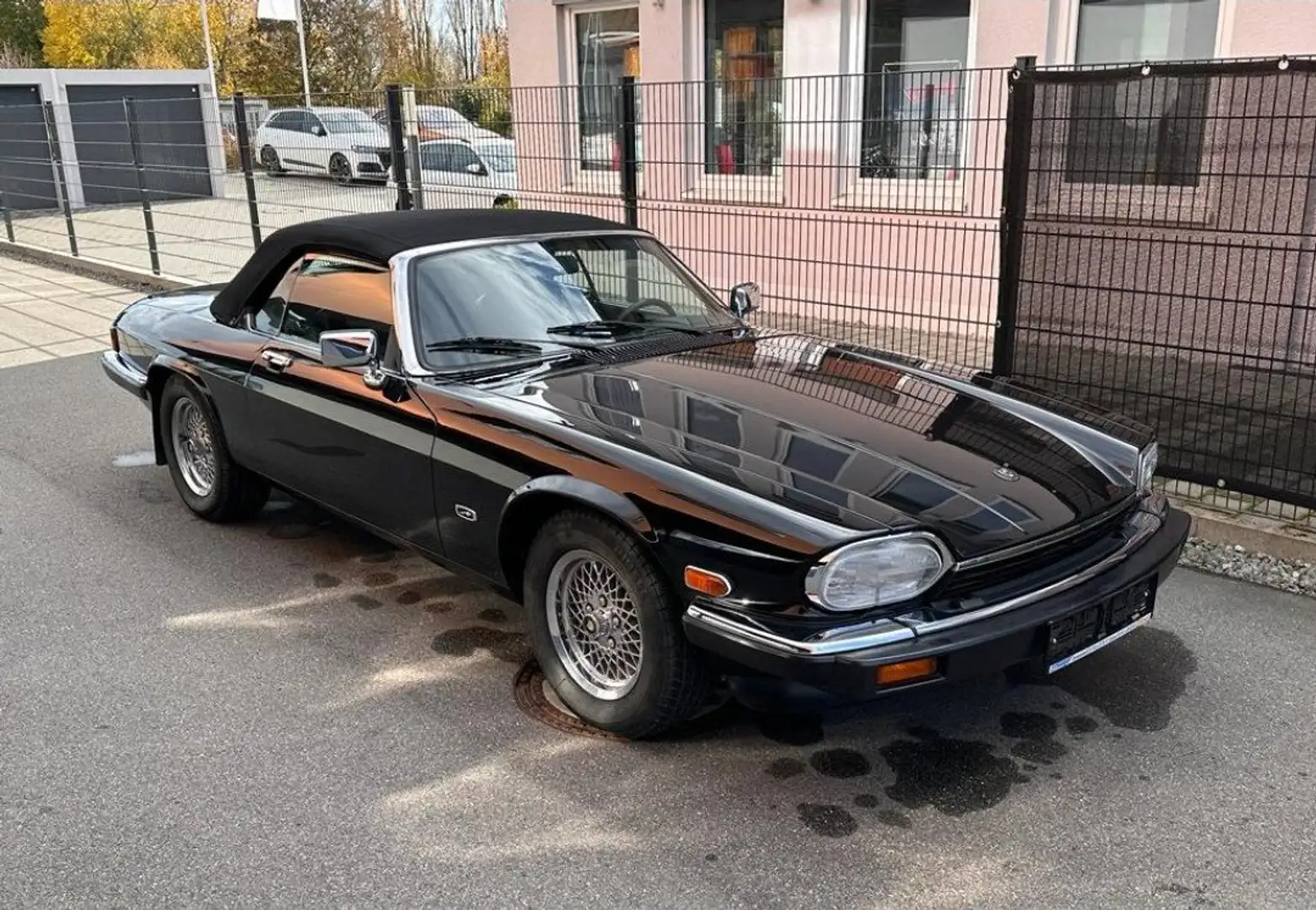 Jaguar XJS Convertible 5.3 V12 Чёрный - 1