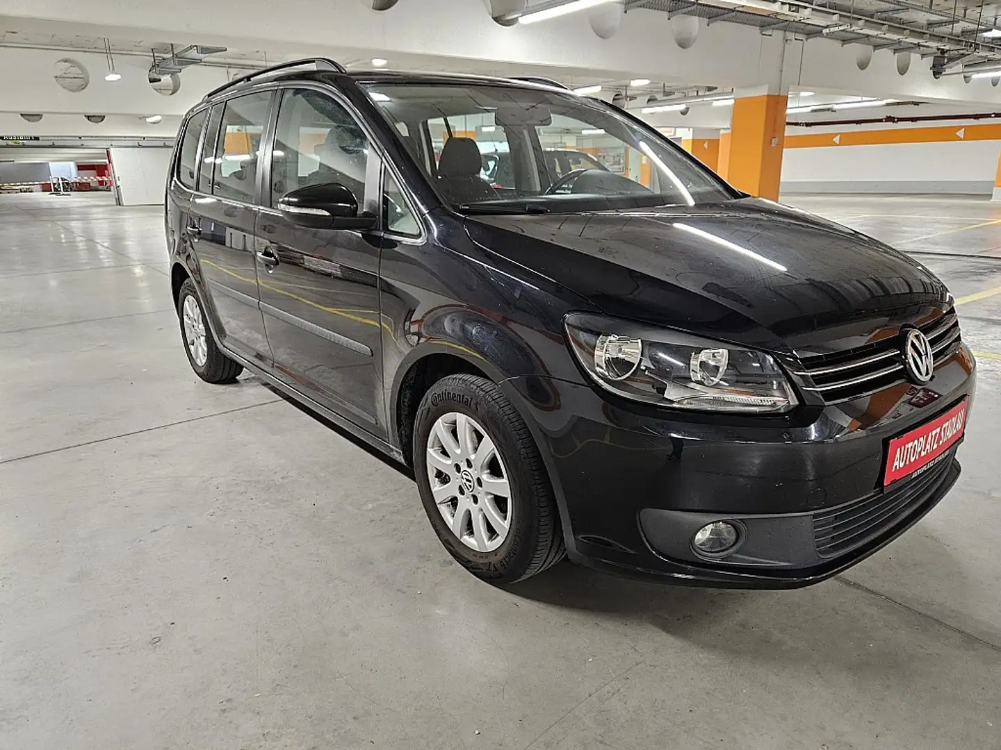 Volkswagen Touran Comfortline 1,6 BMT TDI DPF Schwarz - 2