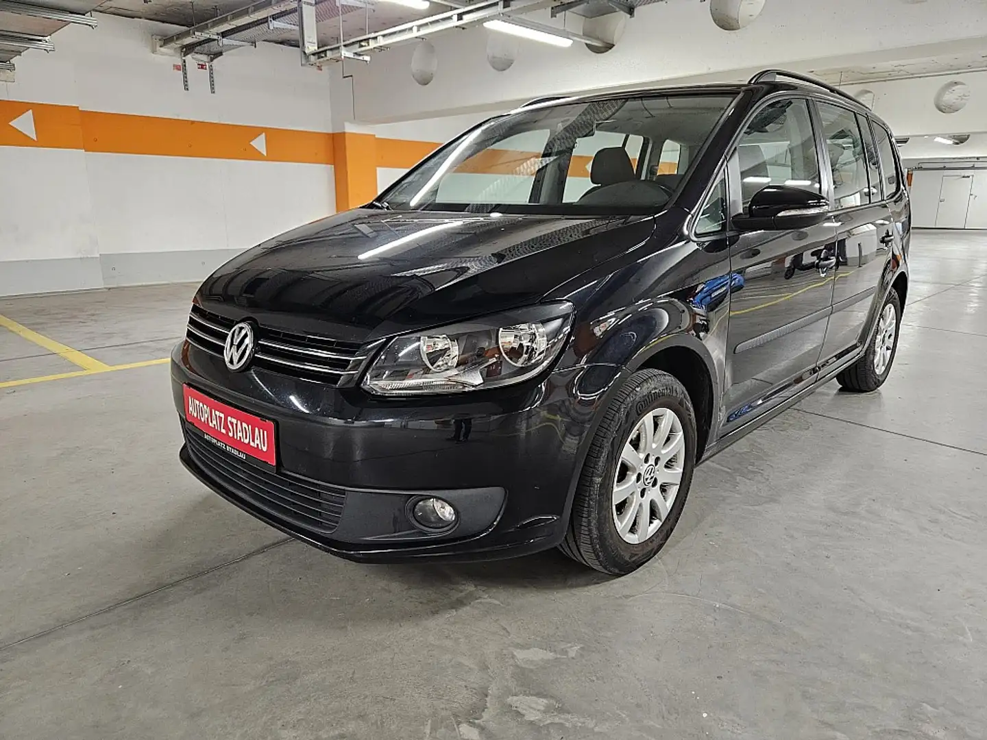 Volkswagen Touran Comfortline 1,6 BMT TDI DPF Schwarz - 1