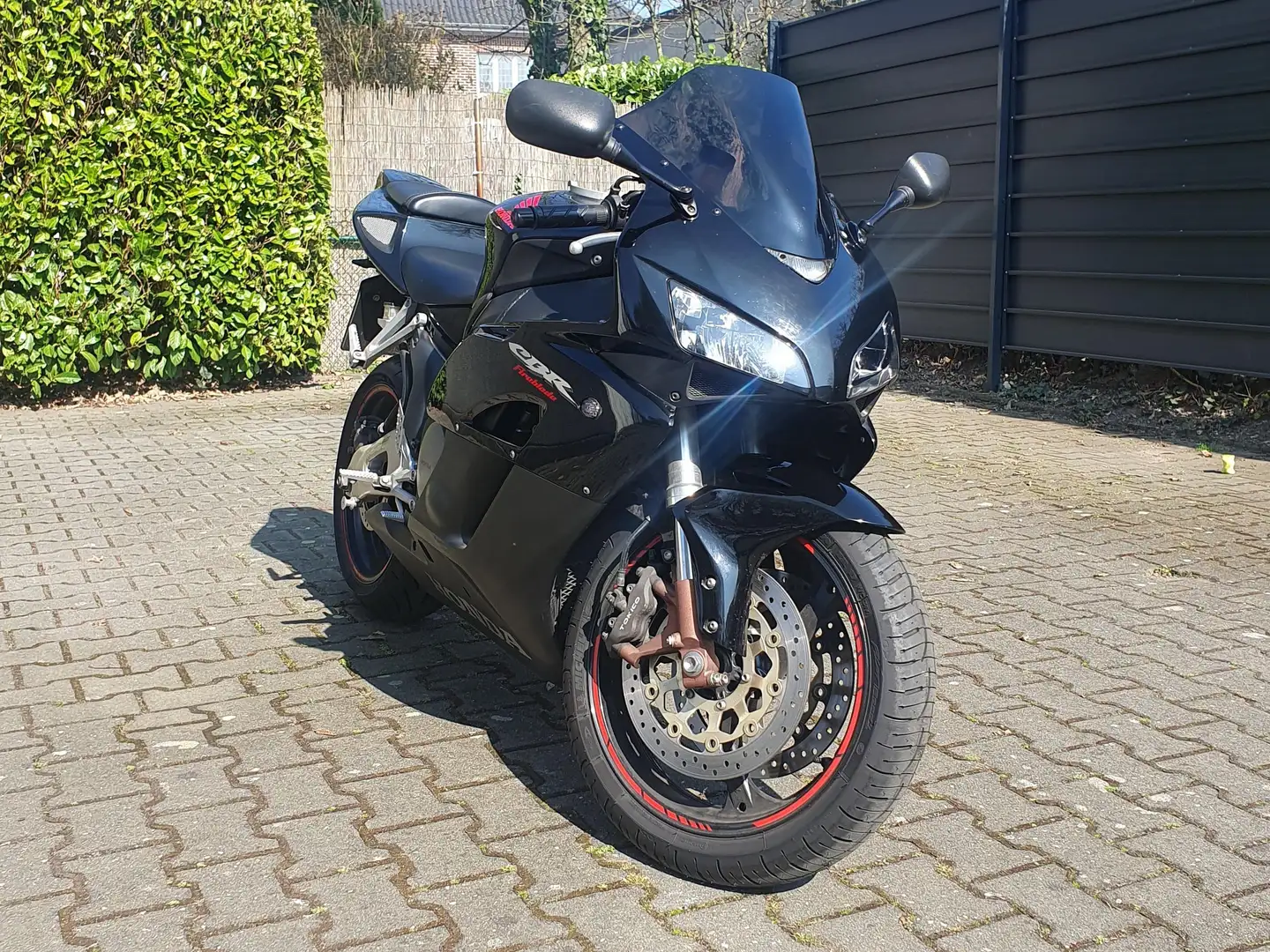 Honda Fireblade SC57 Чорний - 1