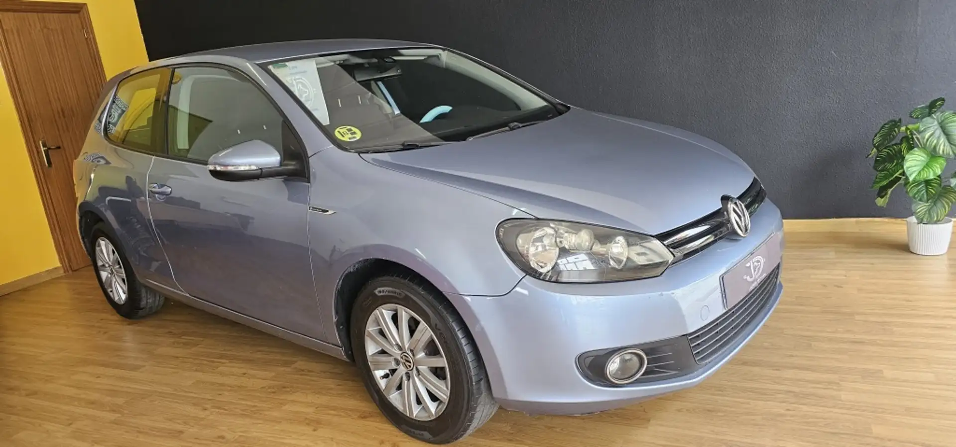 Volkswagen Golf 1.6TDI CR Bluemotion 105 Azul - 2