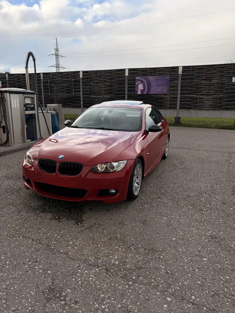 BMW 330 330d Coupé - 1