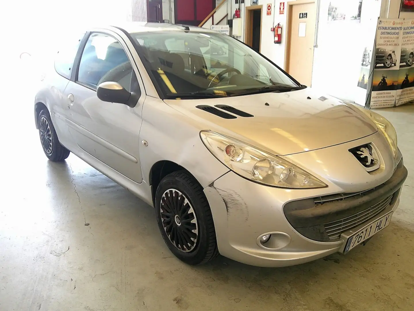 Peugeot 206 206+ 1.1i Сірий - 2