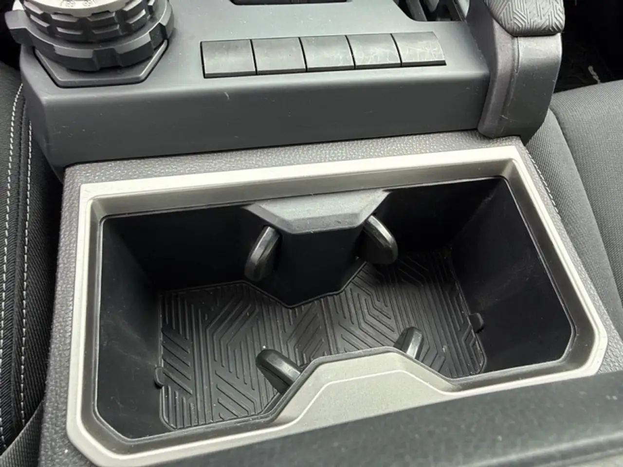 Toyota Tacoma снимка Toyota Tacoma