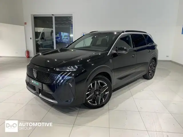 Peugeot 5008 GT hybrid automatic