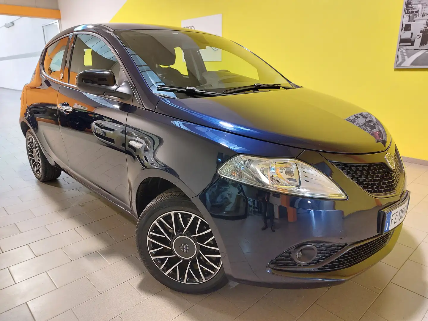 Lancia Ypsilon YPSILON 1.2 69CV GOLD ECOCHIC GPL - KM 59000 Blu/Azzurro - 1