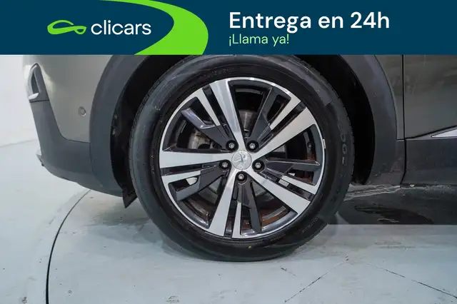 Peugeot 3008 view 11