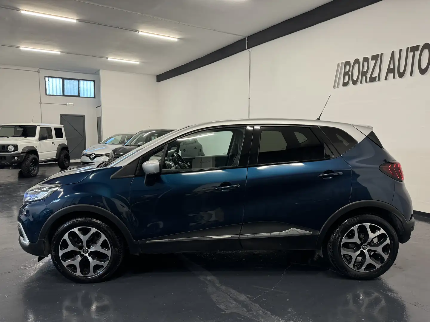 Renault Captur 1.3 tce Sport Edition2 150cv PREZZO PROMO! FULL! Blu/Azzurro - 2