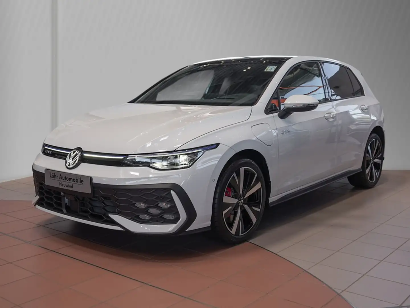 Volkswagen Golf GTE 1,5 l eHybrid DSG Business Paket Prem. Weiß - 2
