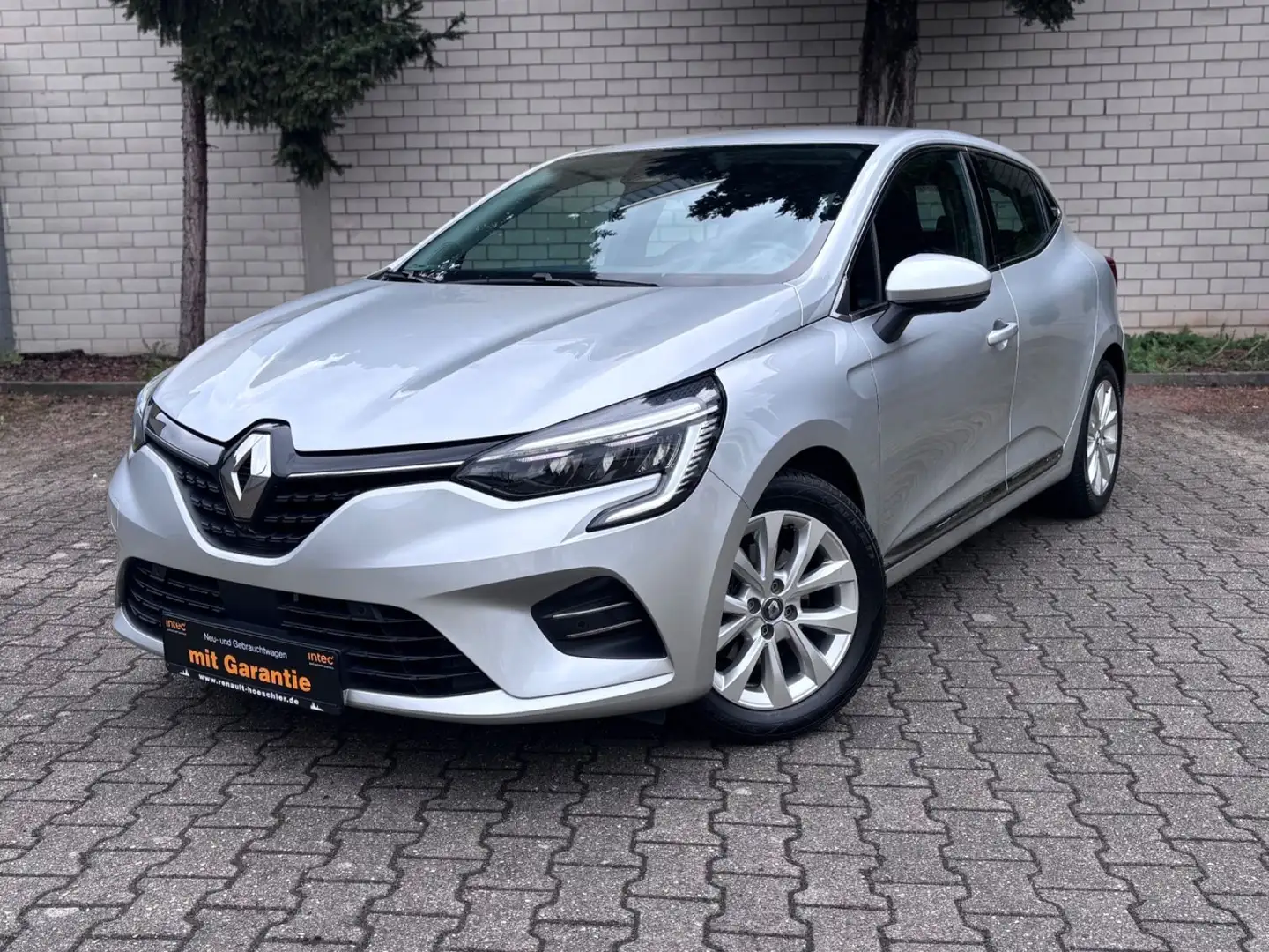 Renault Clio V Intens E-Tech Hybrid 140 /Kamera / Navi. Grau - 2