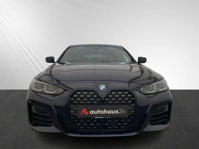 BMW 4 Series view 2