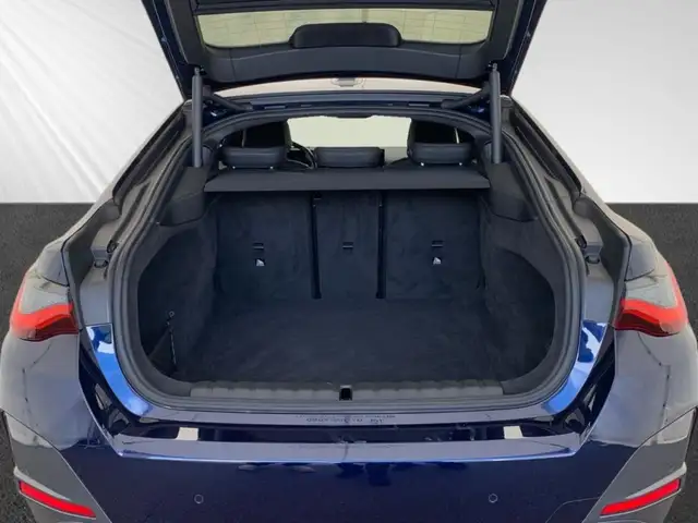 BMW 4 Series view 6