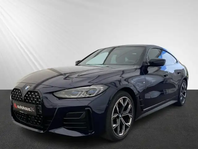 BMW 4 Series view 3