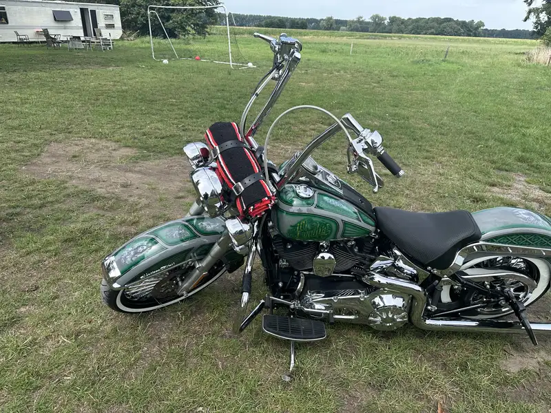 Harley-Davidson Softail