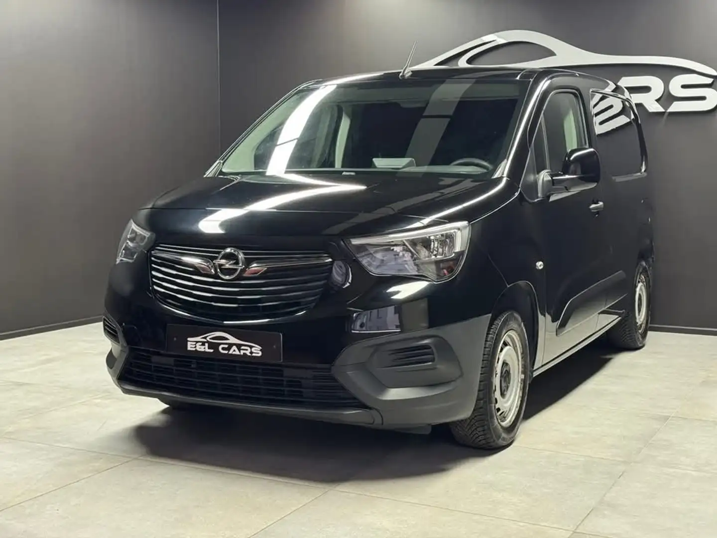 Opel Combo 3 PLACES / GPS / LED / AIRCO / 12 MOIS DE GARANTIE Noir - 1