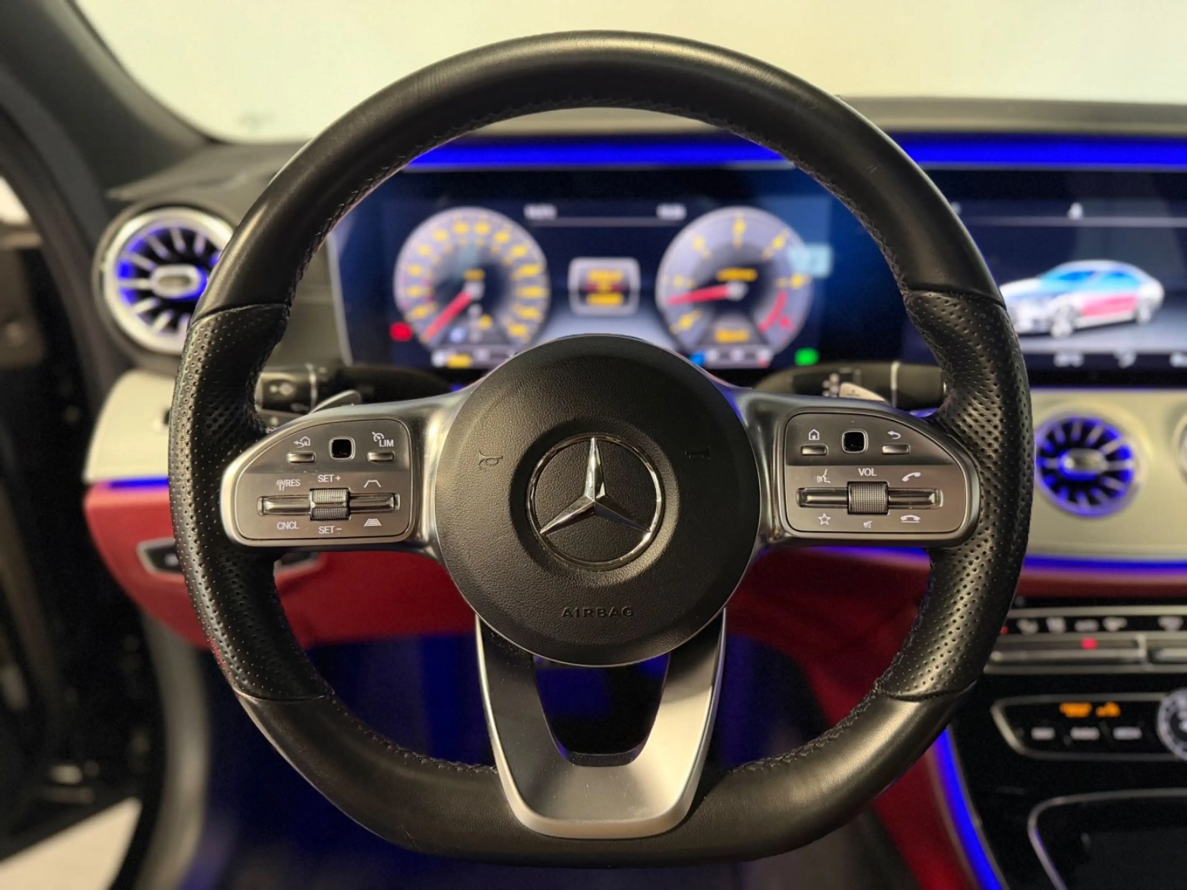 Mercedes-Benz CLS 350 d 4Matic*AMG*StHz*Burmester*Multib*Spur* — photo 12