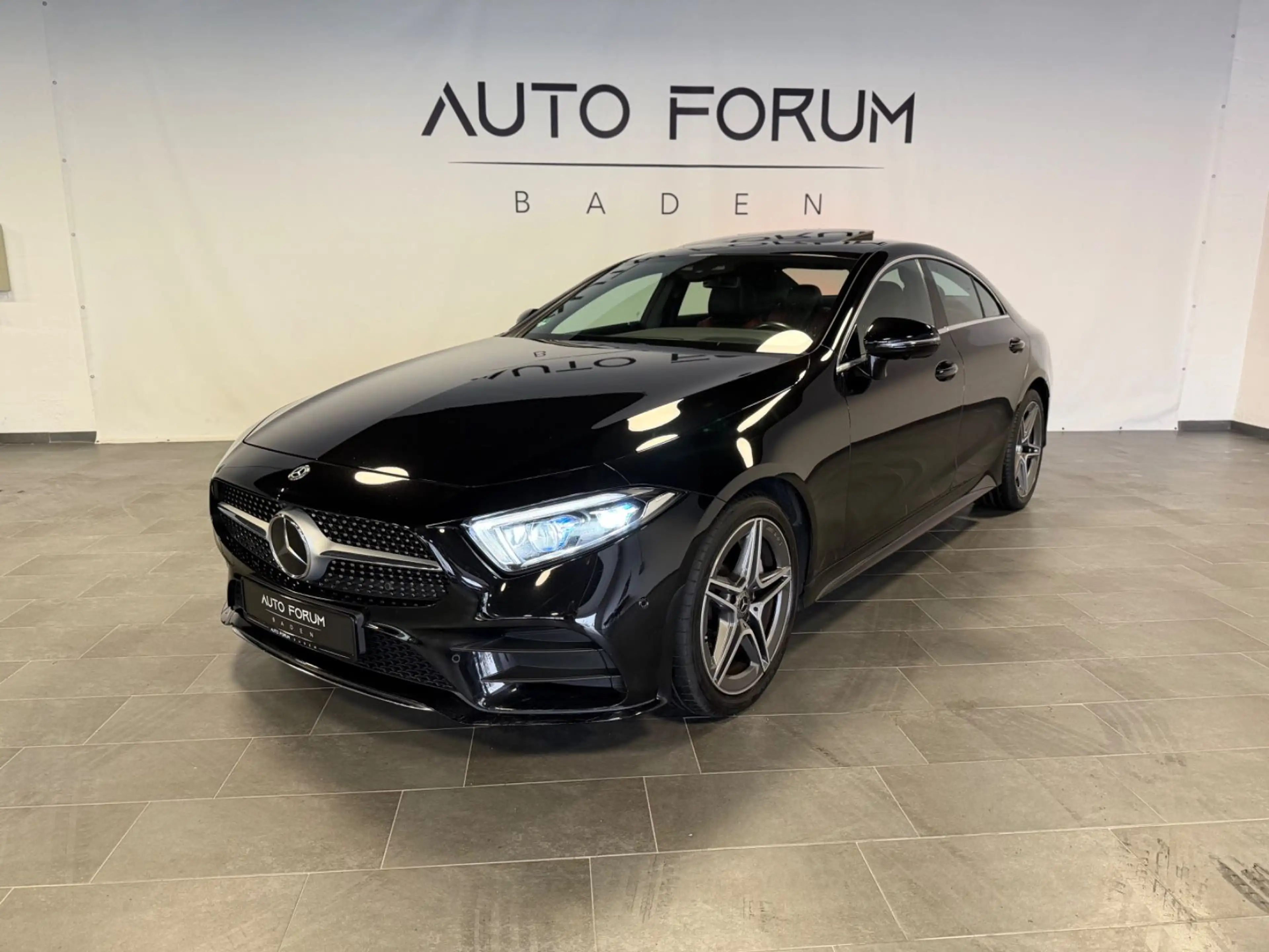 Mercedes-Benz CLS 350 d 4Matic*AMG*StHz*Burmester*Multib*Spur* — photo 3