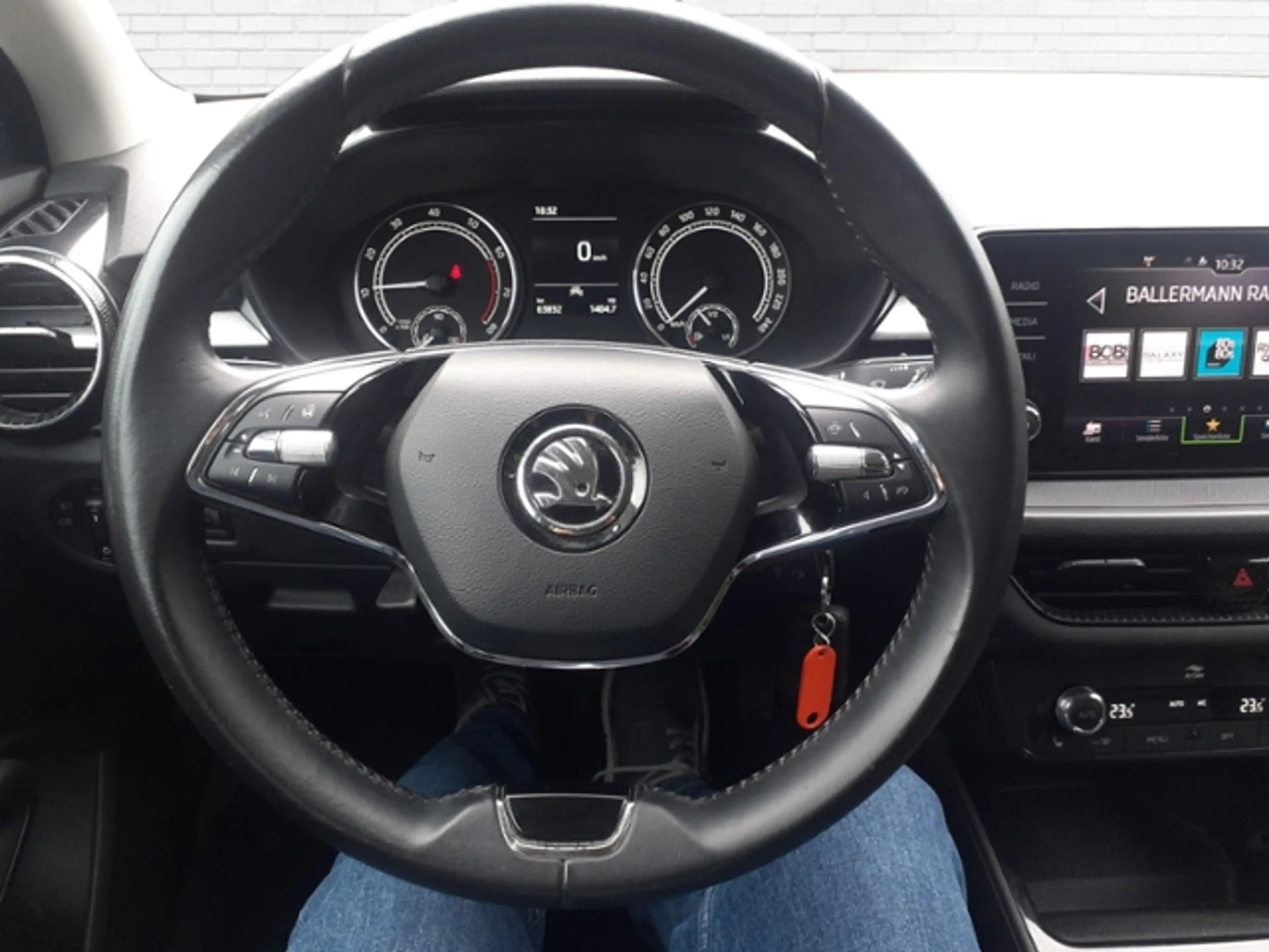 Skoda Fabia Ambition 1.0 TSI KLIMA LED ALU — photo 12