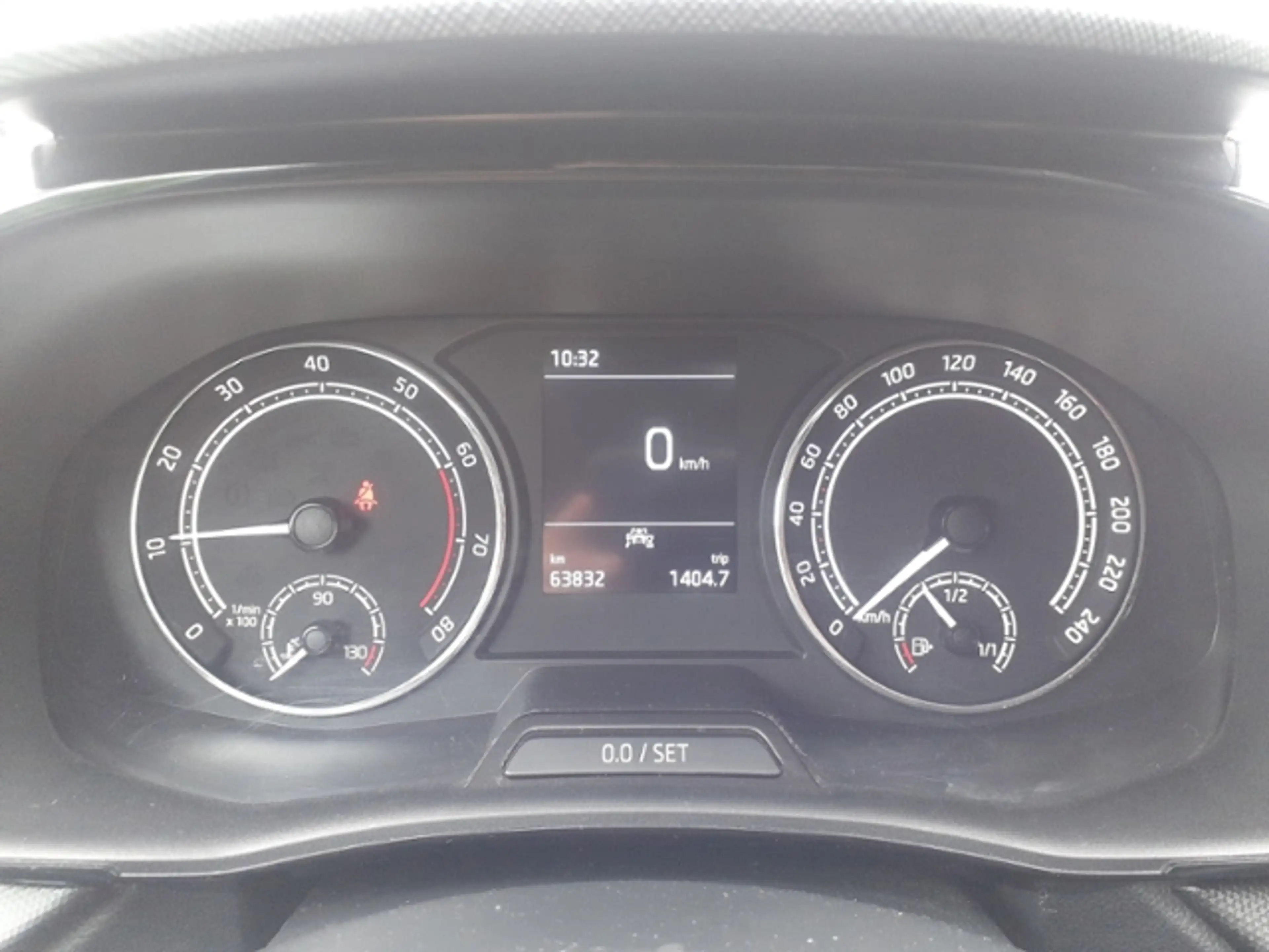 Skoda Fabia Ambition 1.0 TSI KLIMA LED ALU — photo 11