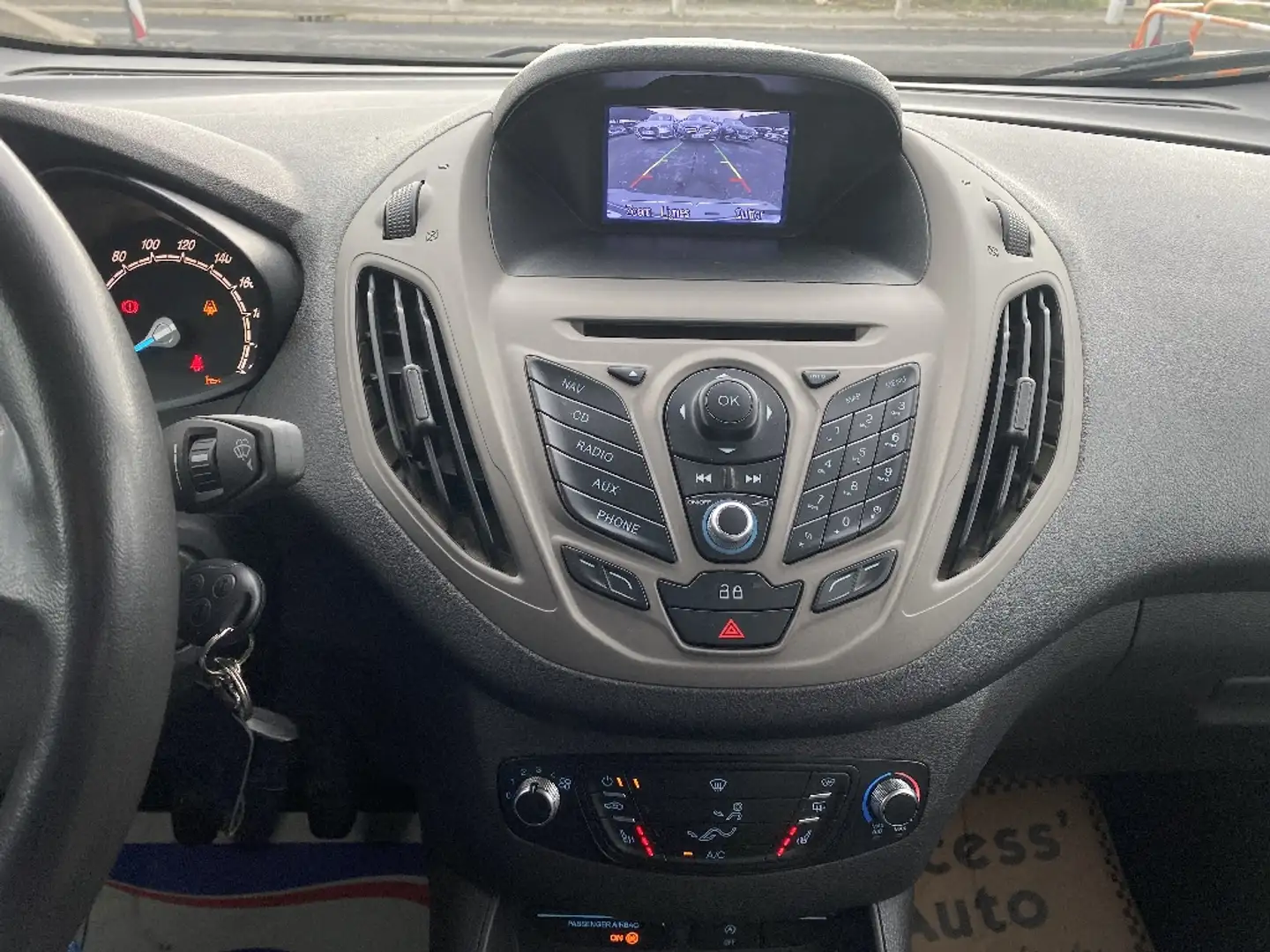 Ford Tourneo Courier 1.0 EcoBoost 100 Trend - 2