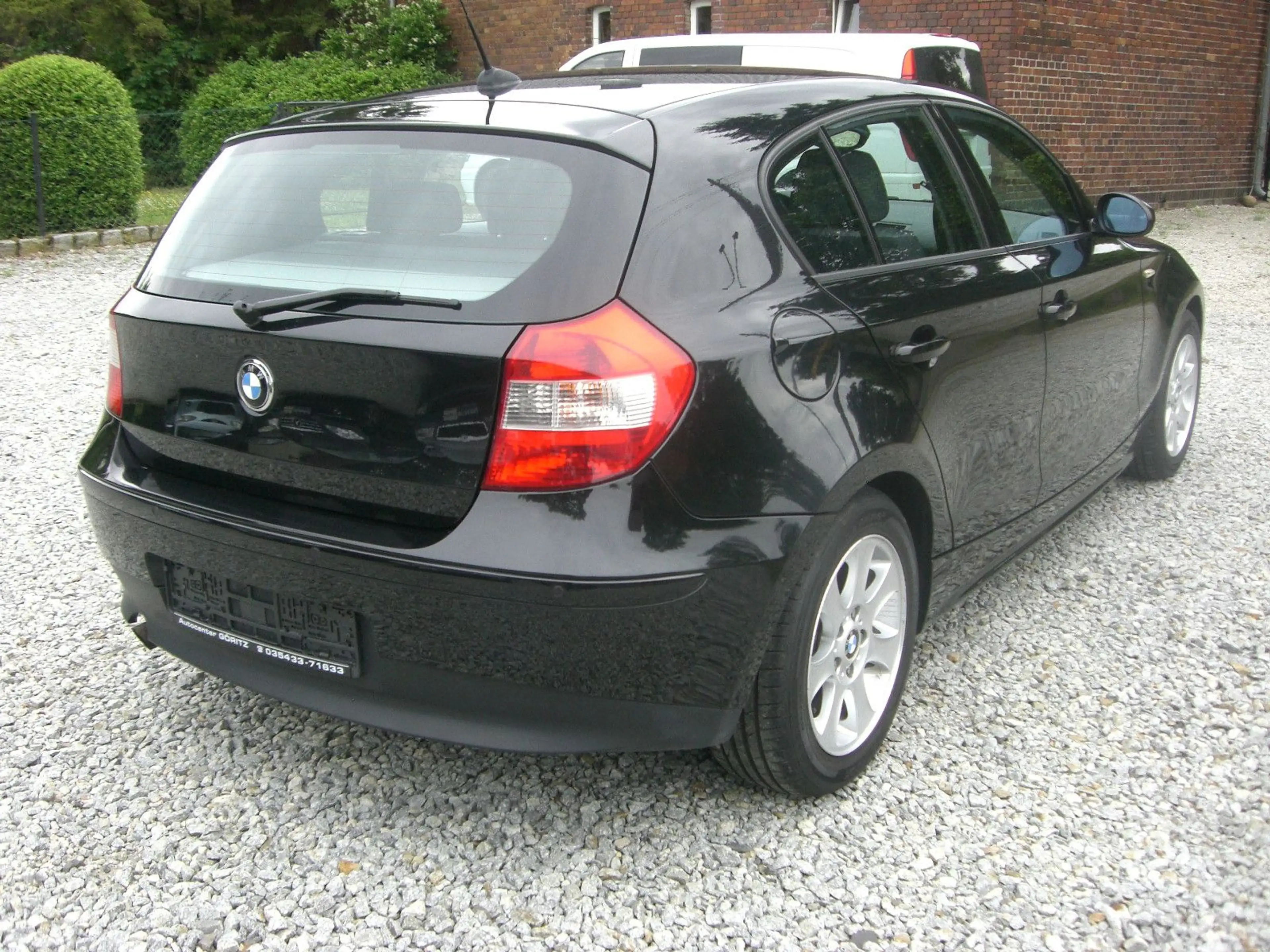 BMW 116 i wenig Kilometer,2.Hand,Klimaaut.&Sitzhzg. — photo 6