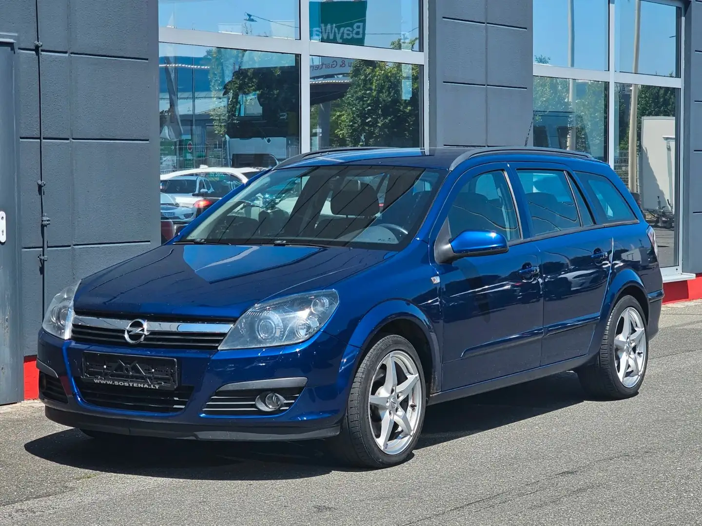 Opel Astra H Caravan Basis Blau - 1