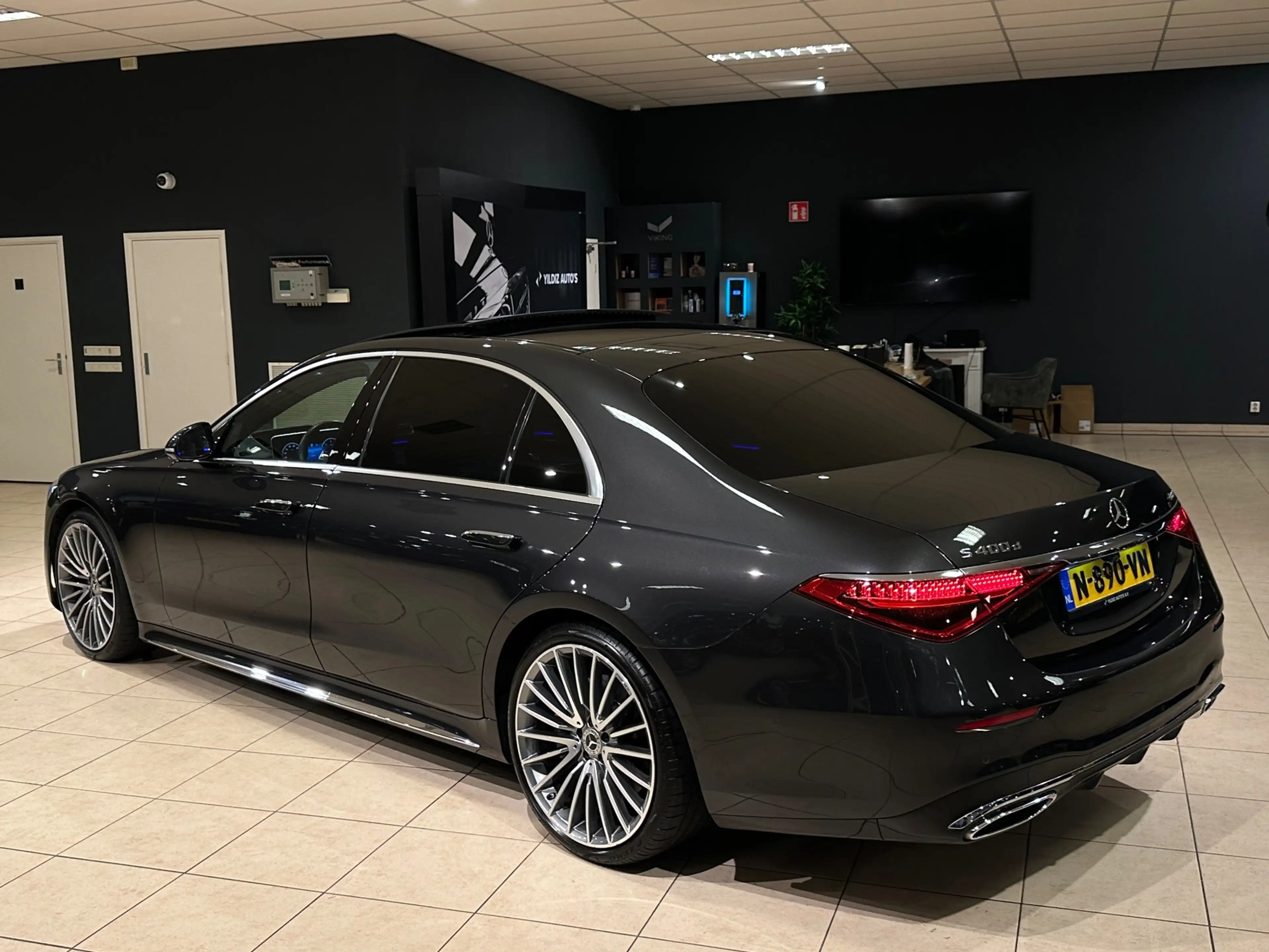 Mercedes-Benz S 400 S 400d 4MATIC LANG AMG|NAP|BTW|MASSAGE|3xTV — photo 13