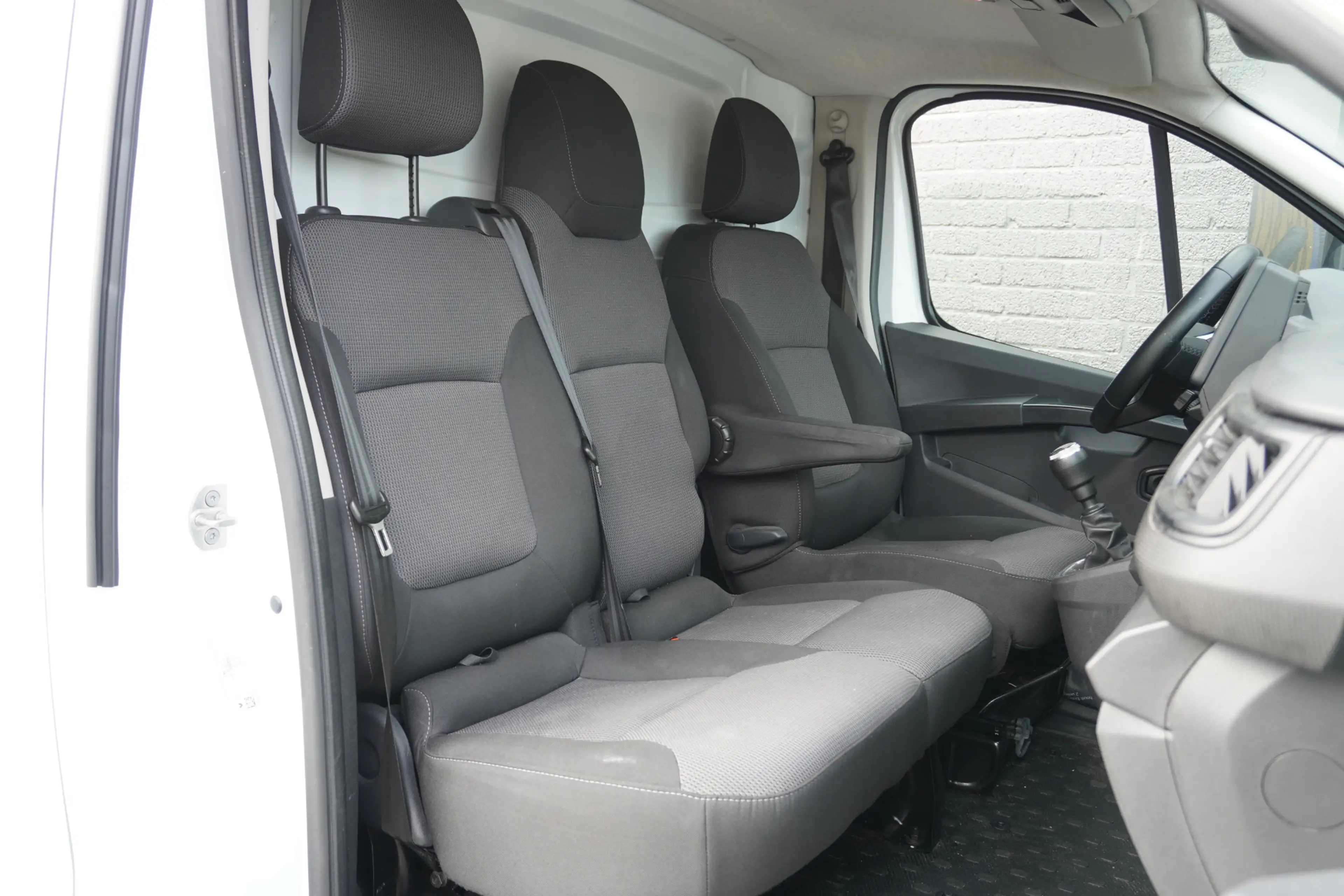Renault Trafic 2.0 dCi 110PK L2 EURO 6 - Airco - Navi - Cruise - — photo 5