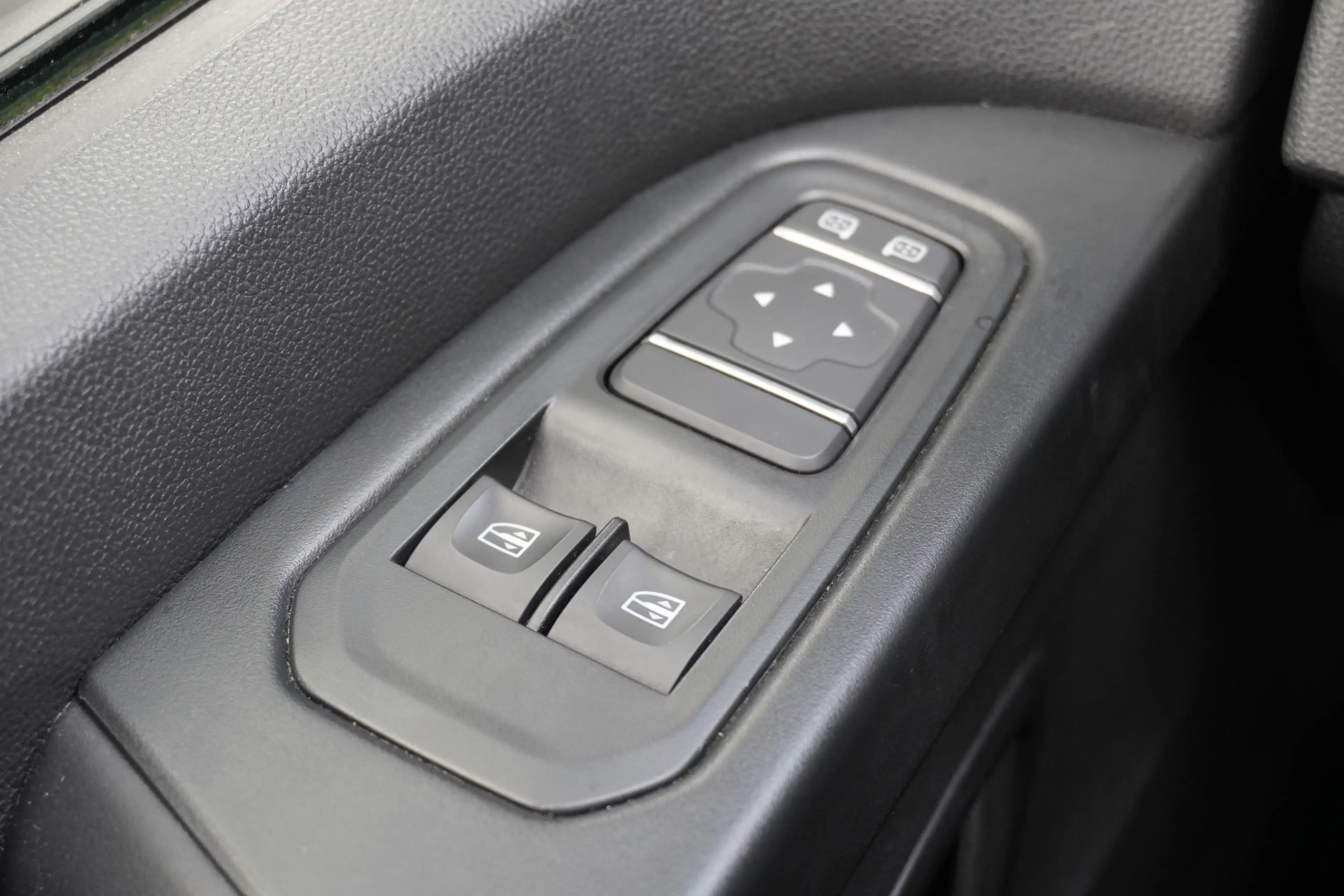 Renault Trafic 2.0 dCi 110PK L2 EURO 6 - Airco - Navi - Cruise - — photo 19