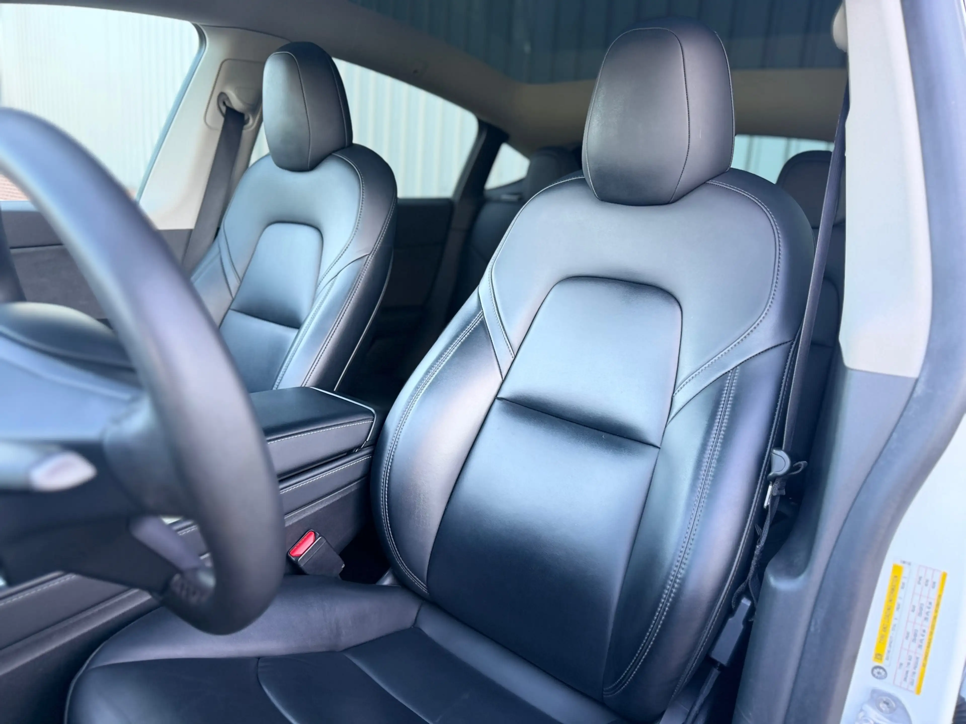 Tesla Model Y Long Range AWD 75 kWh - Pearl White - Panorama/Led — photo 15