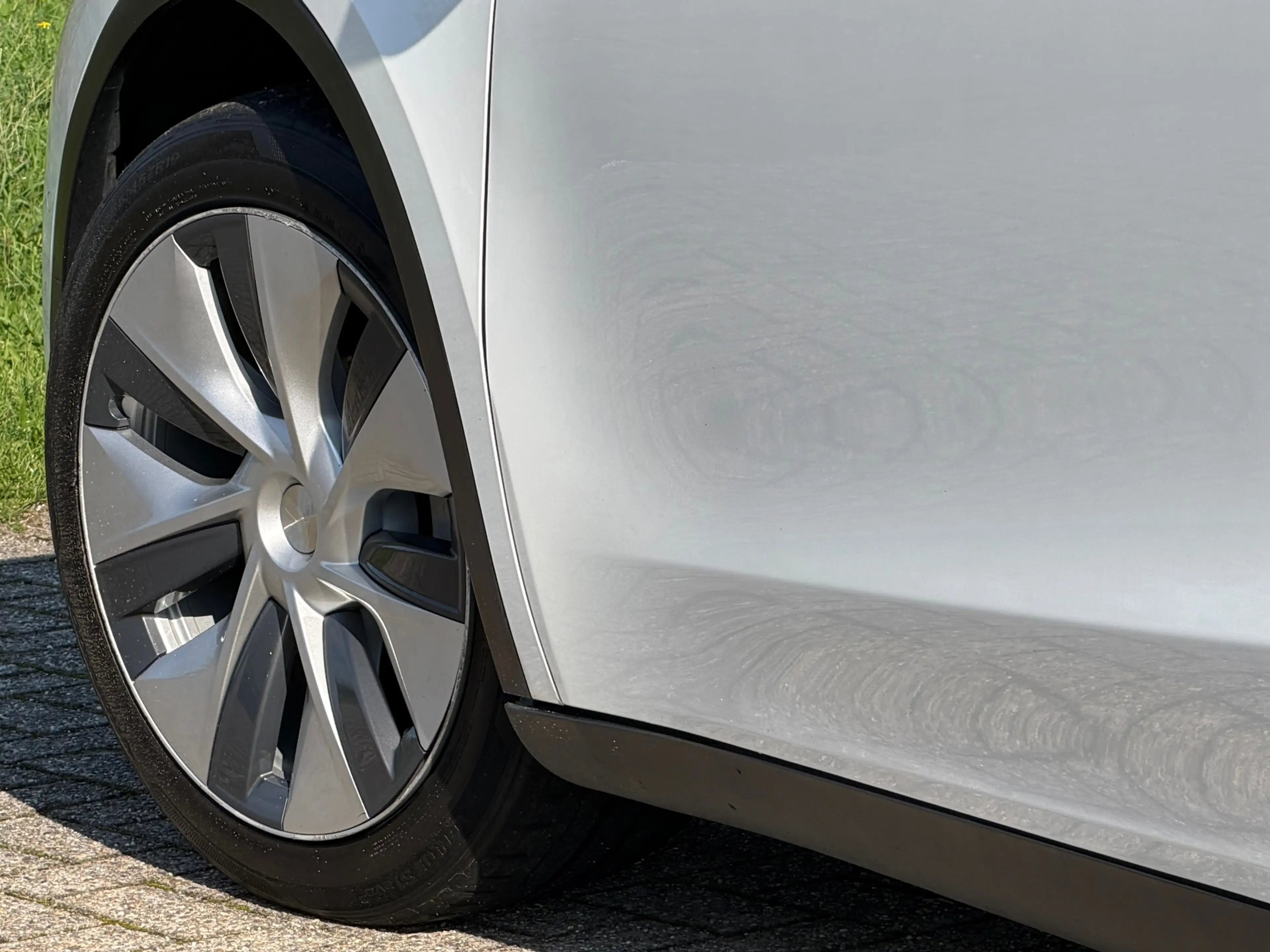 Tesla Model Y Long Range AWD 75 kWh - Pearl White - Panorama/Led — photo 5