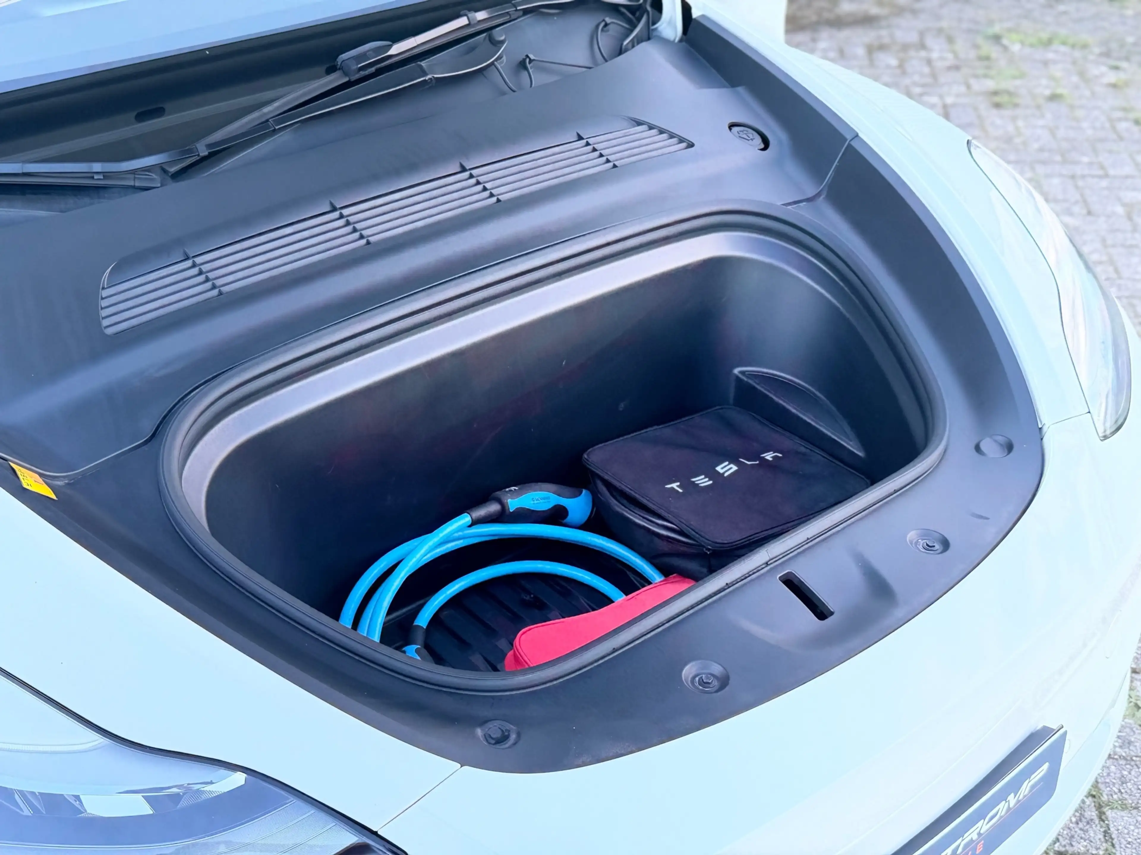 Tesla Model Y Long Range AWD 75 kWh - Pearl White - Panorama/Led — photo 24